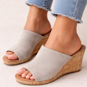Dolce Vita Gray Suede Cork Wedge Mule Sandals Slip-On Neutral Sz 8.5
